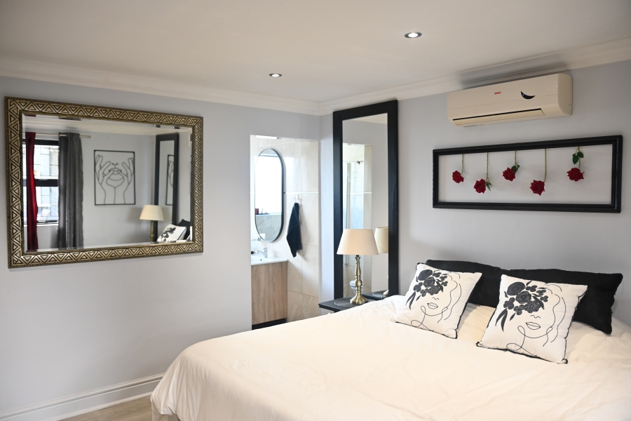 3 Bedroom Property for Sale in Gordons Bay Central Western Cape